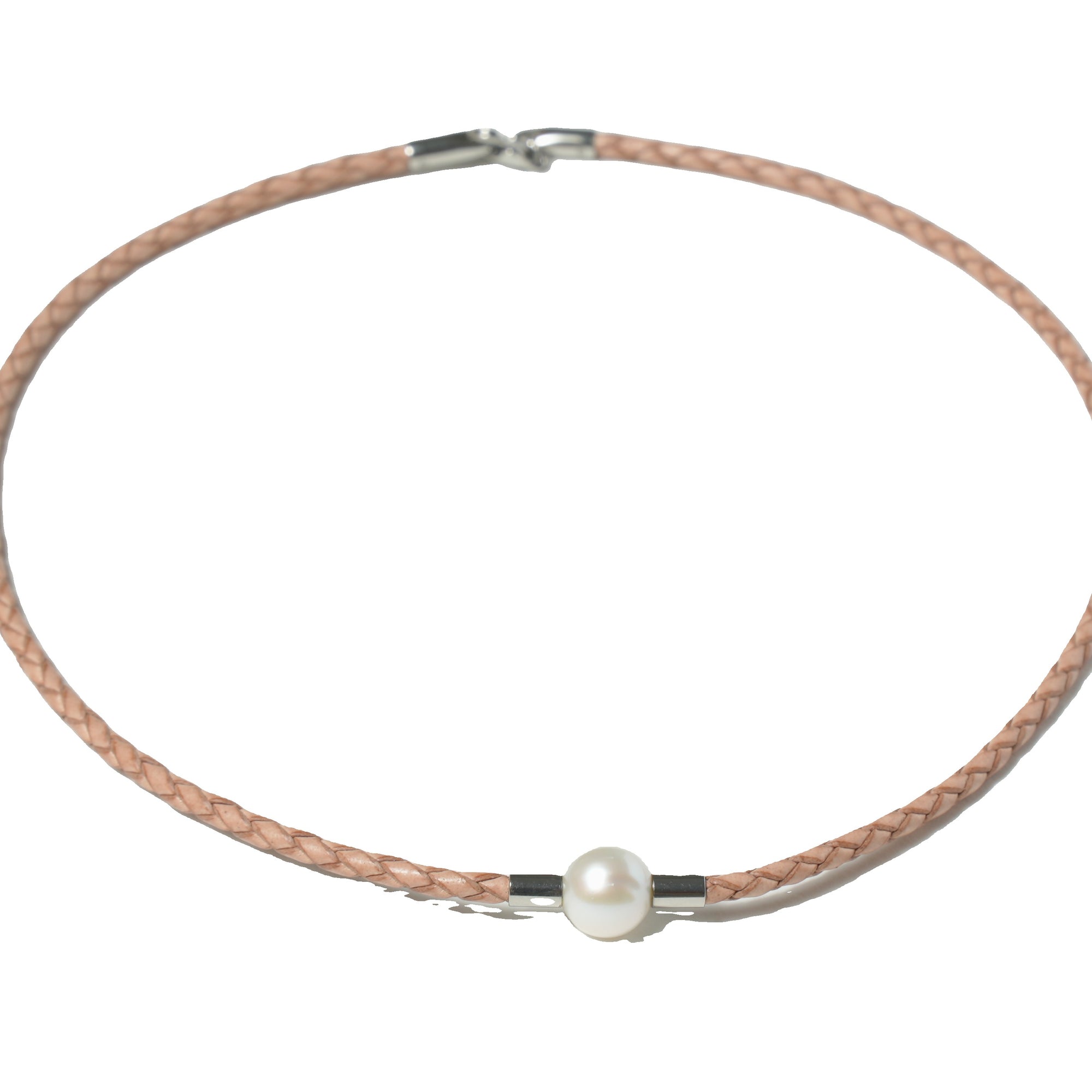 Inali ~ Pearl and Leather Necklace